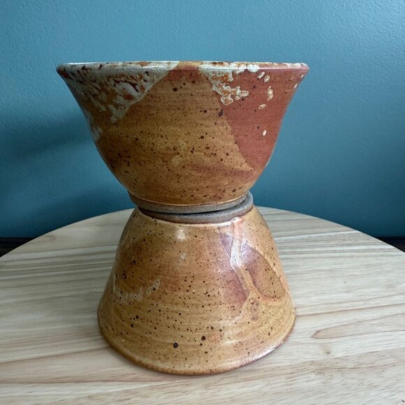 2 Vintage Studio Hand Thrown Handled Soup/Chili Bowls Tan Brown Rust Rustic - Picture 4 of 10